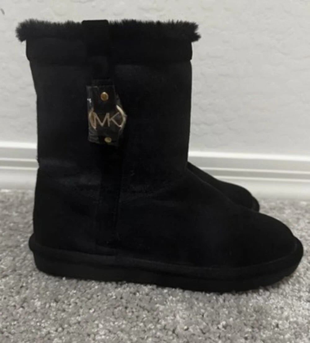 NWT MK Kids Black Boots Girl Size 2 W/ Zip On The Side
